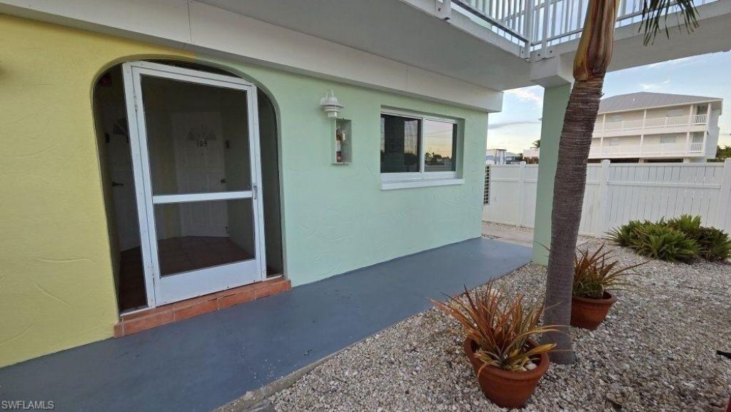 3211 Stringfellow Rd, Unit 105, Saint James City, FL 33956 Photo