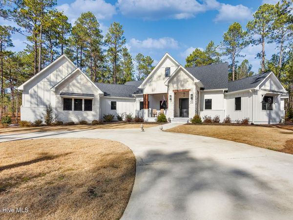 32 Elkton Drive, Pinehurst, NC 28374