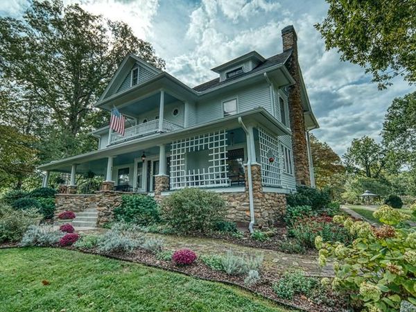 1194 Main Street, Andrews, NC 28901