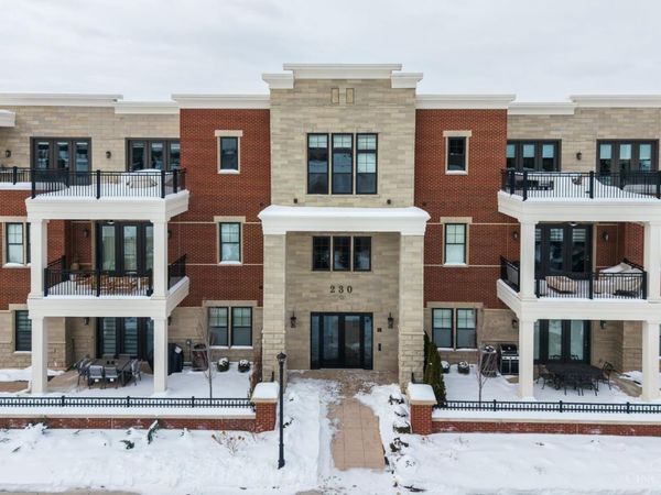 230 Vintage Club Drive, Unit 205, Montgomery, OH 45249