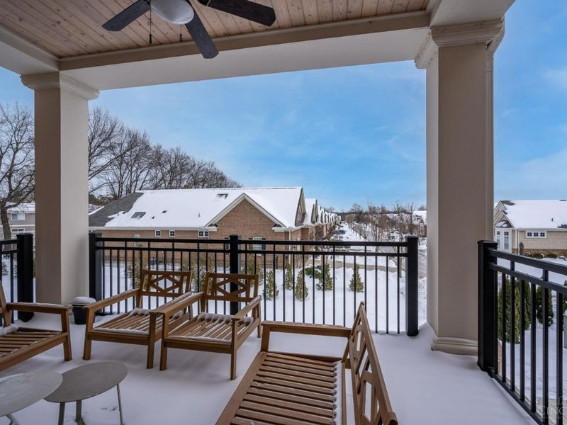 230 Vintage Club Drive, Unit 205, Montgomery, OH 45249 Photo 20