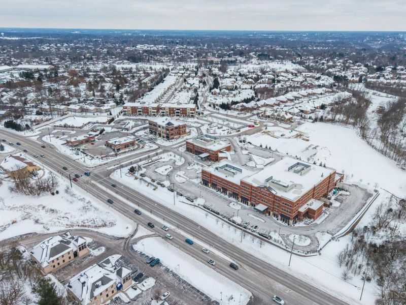 230 Vintage Club Drive, Unit 205, Montgomery, OH 45249 Photo 30