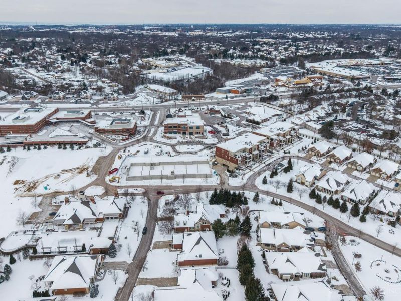 230 Vintage Club Drive, Unit 205, Montgomery, OH 45249 Photo 33