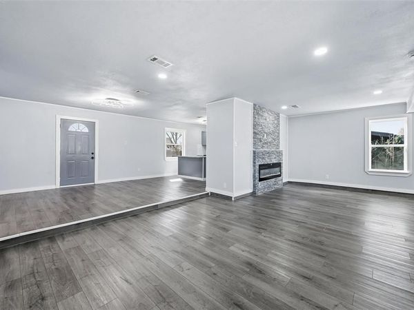 3922 Rainier Street, Irving, TX 75062