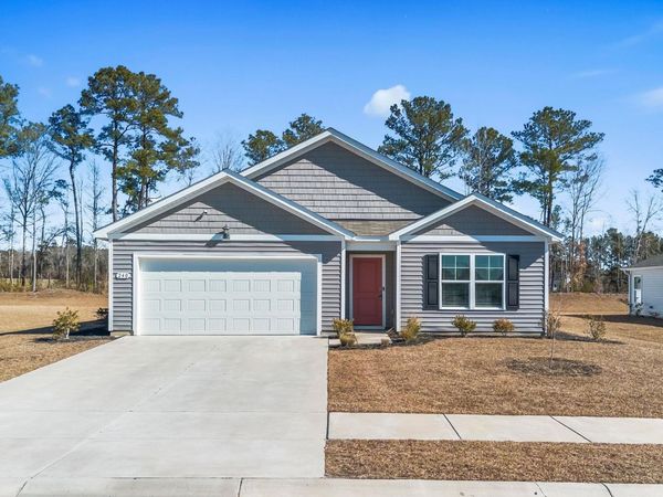 240 Country Grove Way, Galivants Ferry, SC 29544