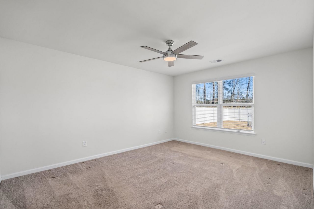 240 Country Grove Way Photo 20