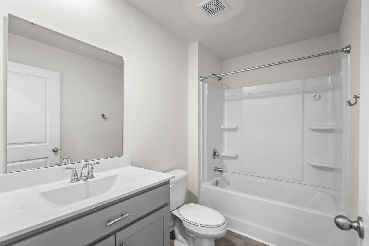 240 Country Grove Way Photo 28