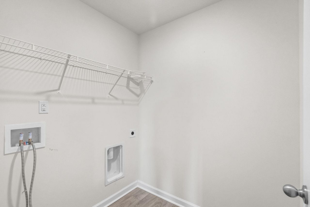 240 Country Grove Way Photo 29