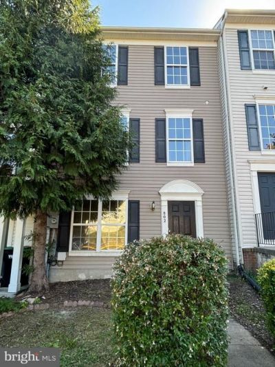 802 Pendleton Lane, Strasburg, VA 22657 Main Photo