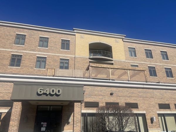 6400 N NORTHWEST Highway, Unit 211, Chicago, IL 60631