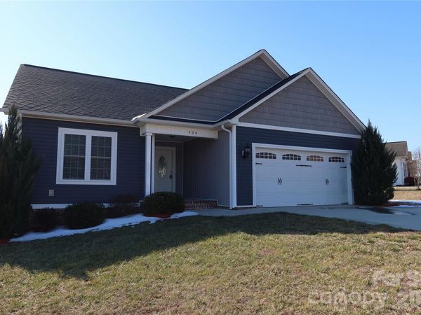 506 E Carpenter Street, Maiden, NC 28650