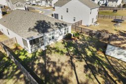 179 Lagoona Drive photo 4