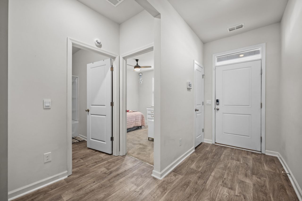 179 Lagoona Drive Photo 5