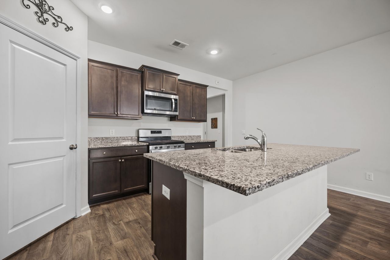 179 Lagoona Drive Photo 8