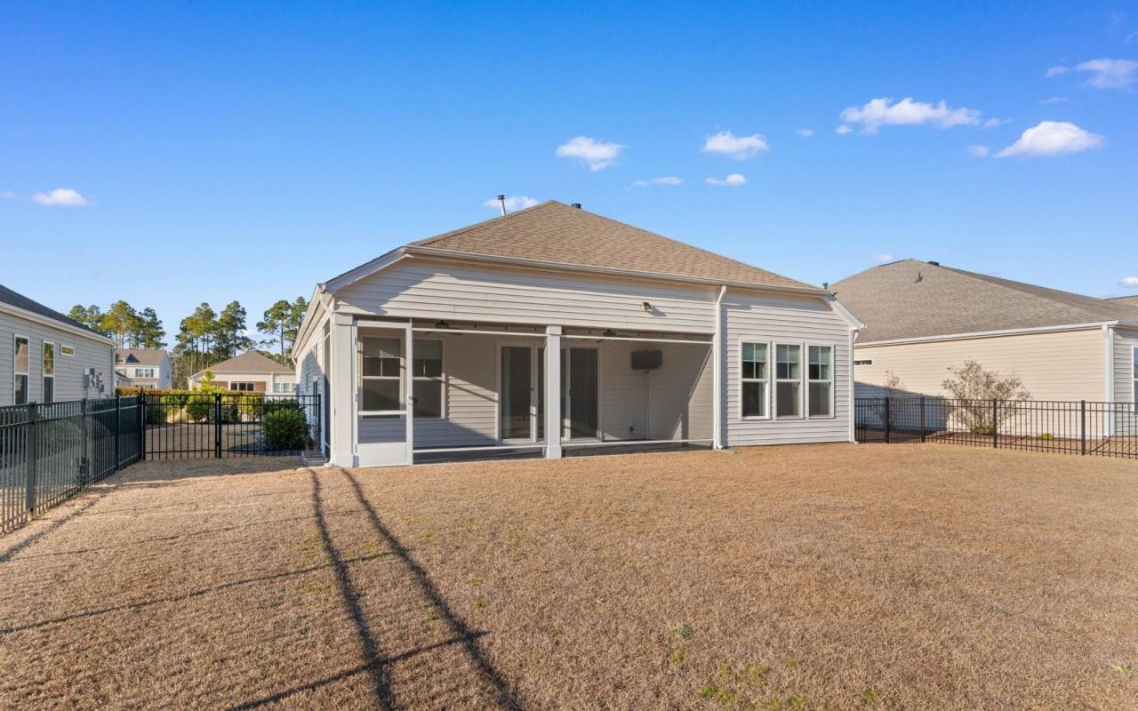 172 Viareggio Rd. Photo 26