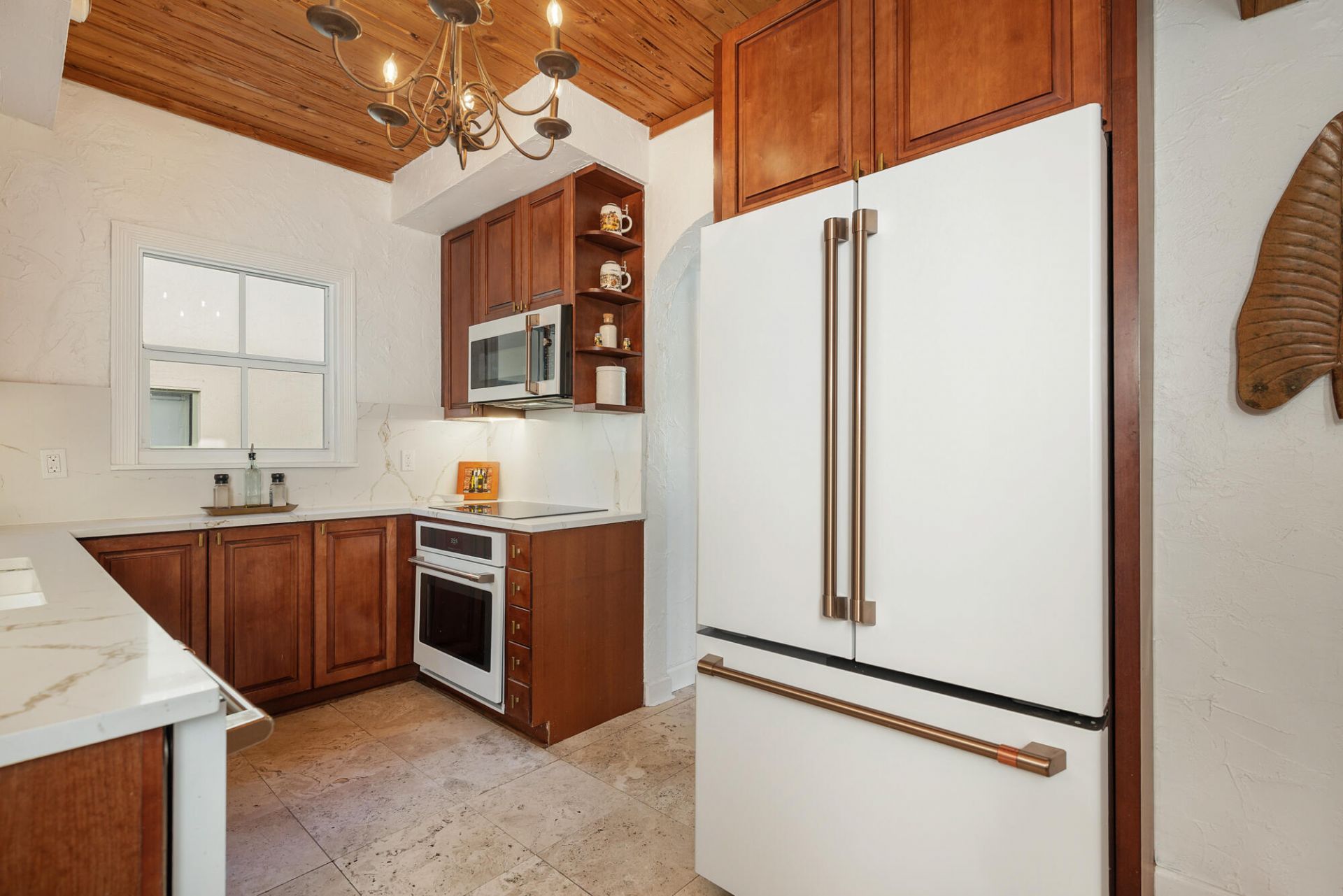 137 Edgewood Drive, West Palm Beach, FL 33405 Photo