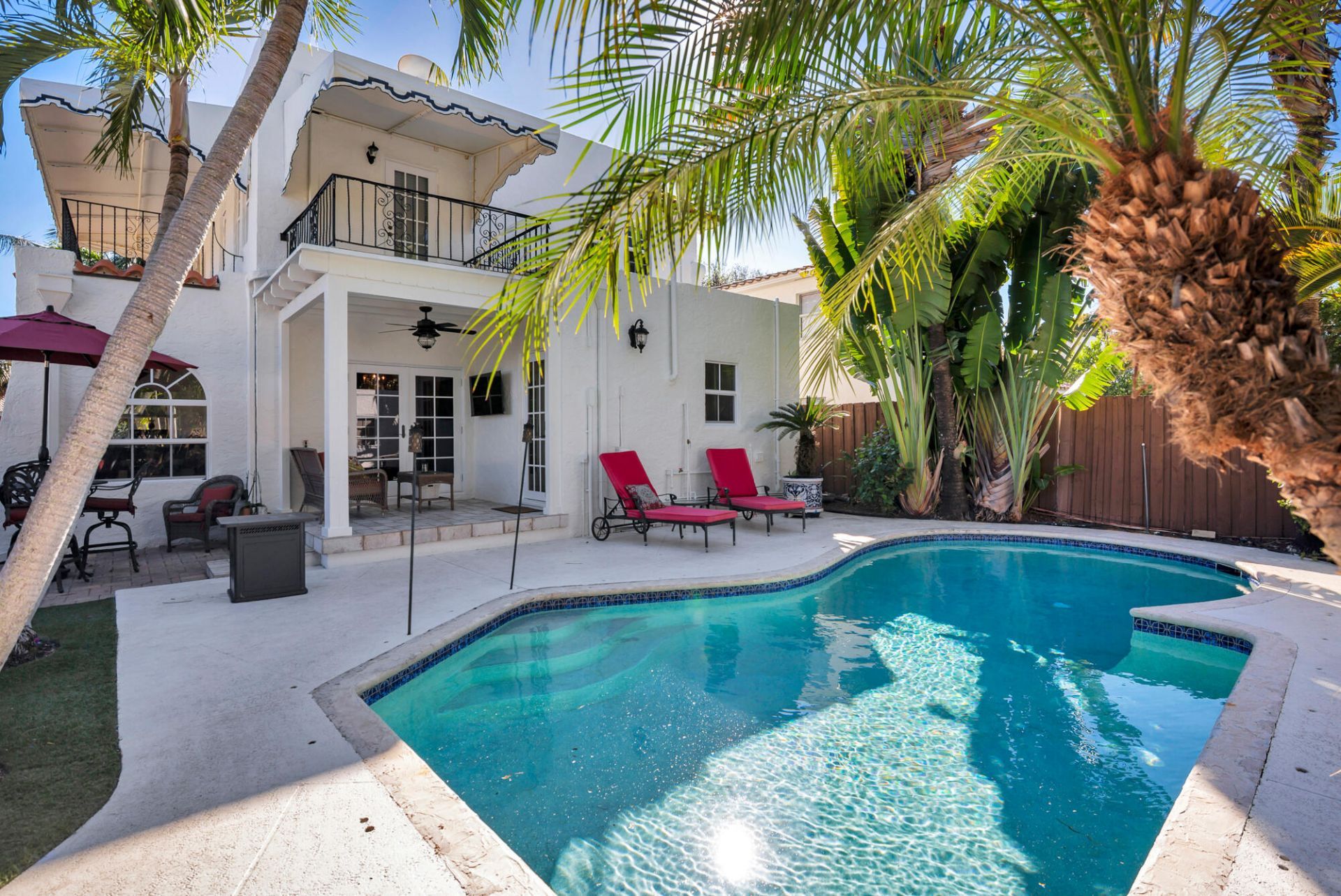 137 Edgewood Drive, West Palm Beach, FL 33405 Photo