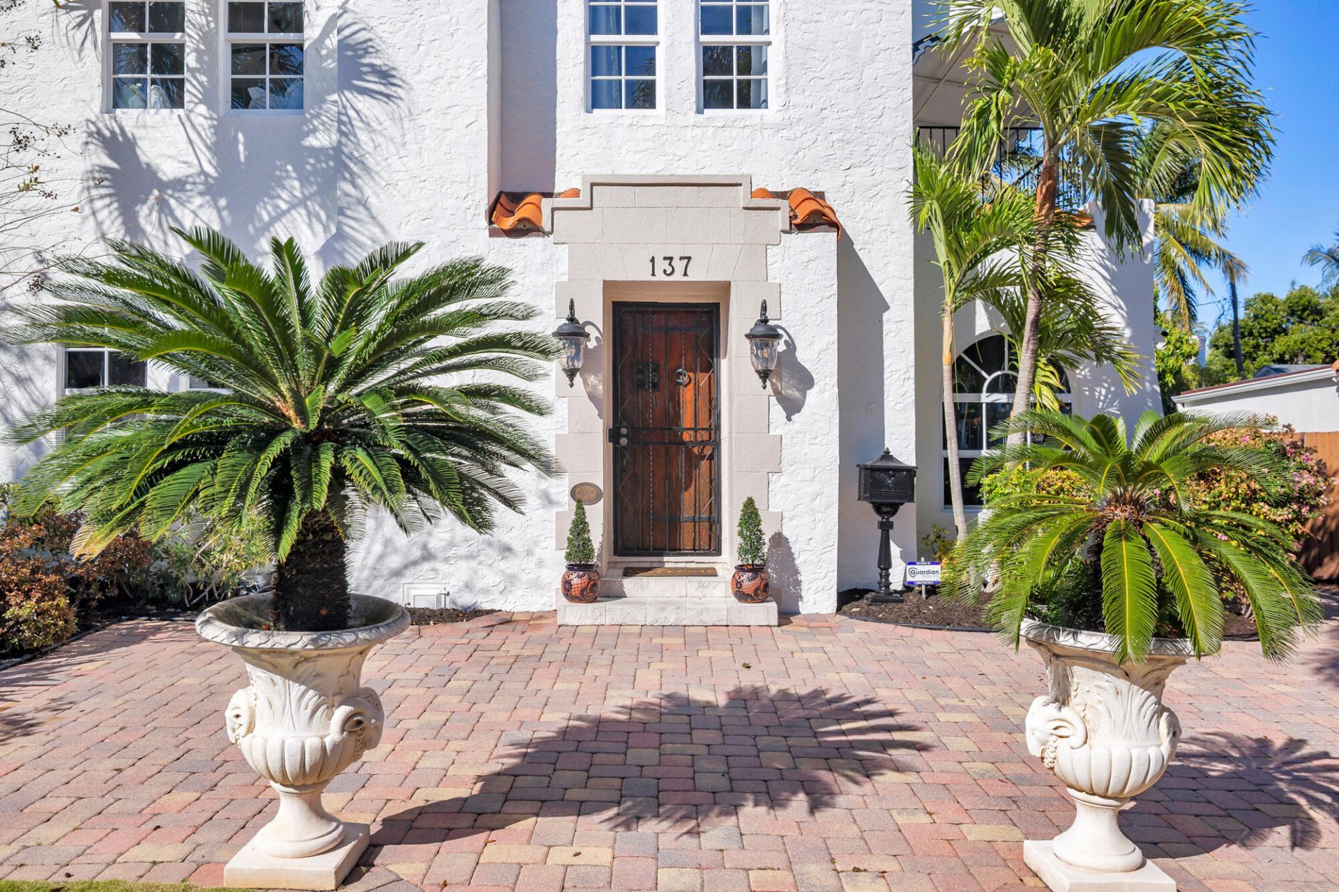 137 Edgewood Drive, West Palm Beach, FL 33405 Photo