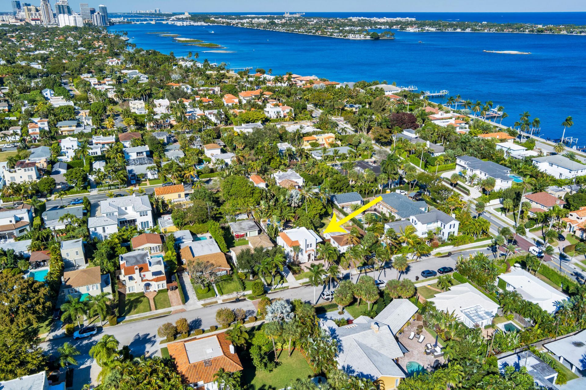 137 Edgewood Drive, West Palm Beach, FL 33405 Photo