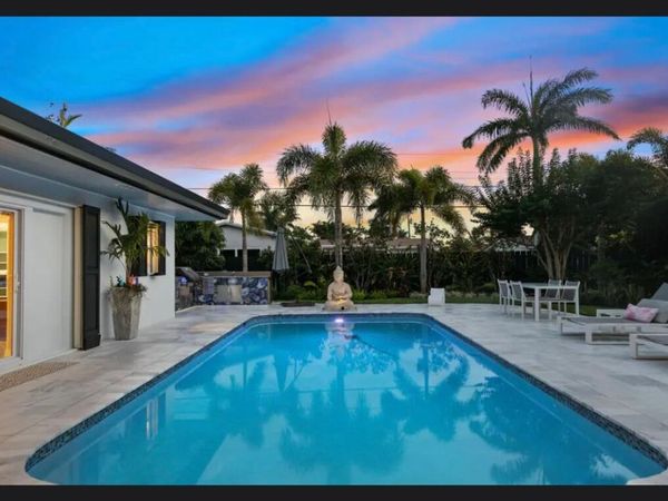 2630 NE 51st Court, Lighthouse Point, FL 33064