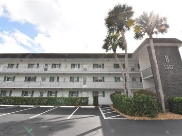5667 Rattlesnake Hammock RD, Unit B-205, NAPLES, FL 34113