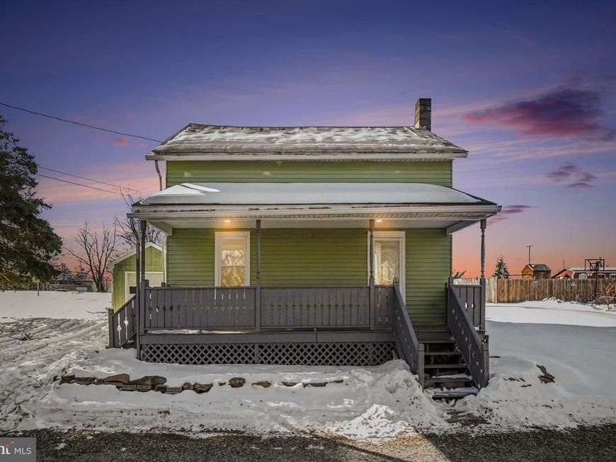 8 Penny Lane, Jonestown, PA 17038 Main Photo