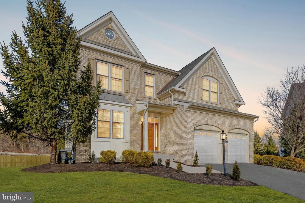 23151 Glenorchy Court, Ashburn, VA 20148 Main Photo