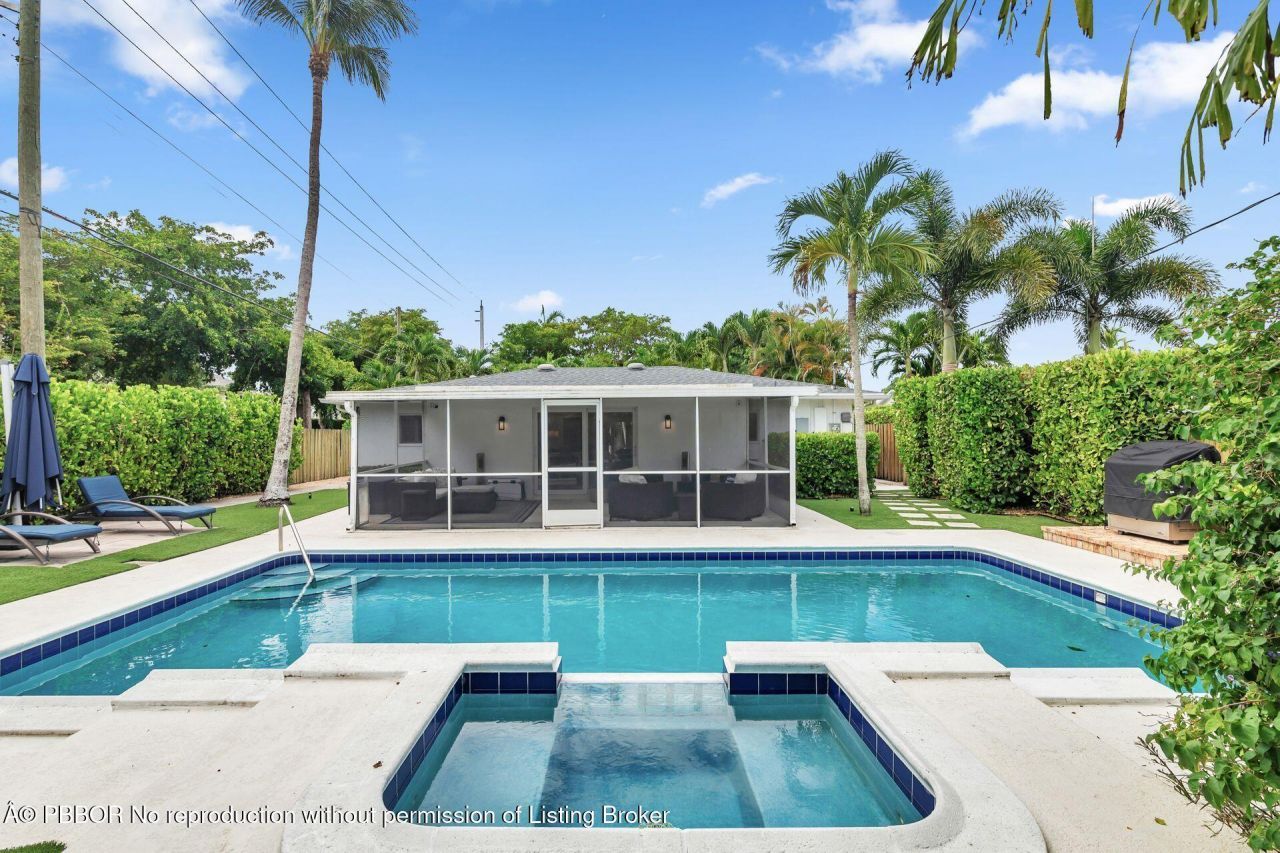 301 Edgewood Drive, West Palm Beach, FL 33405 Photo