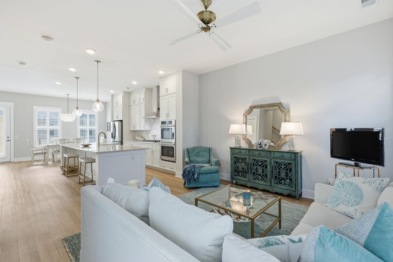 1110 Studdingsail Lane Photo 10