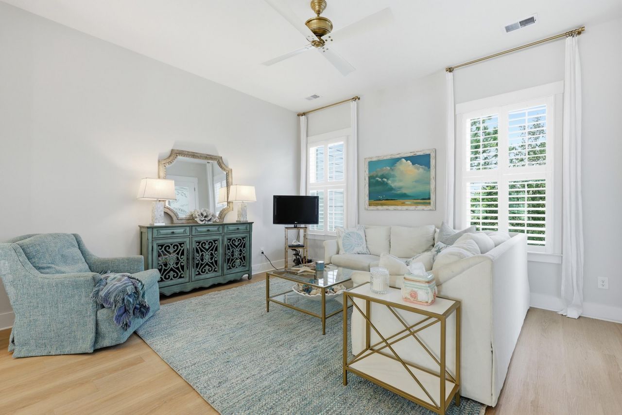 1110 Studdingsail Lane Photo 11