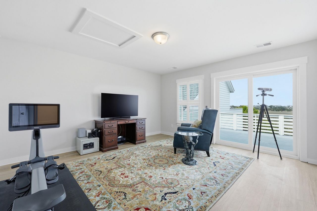 1110 Studdingsail Lane Photo 28