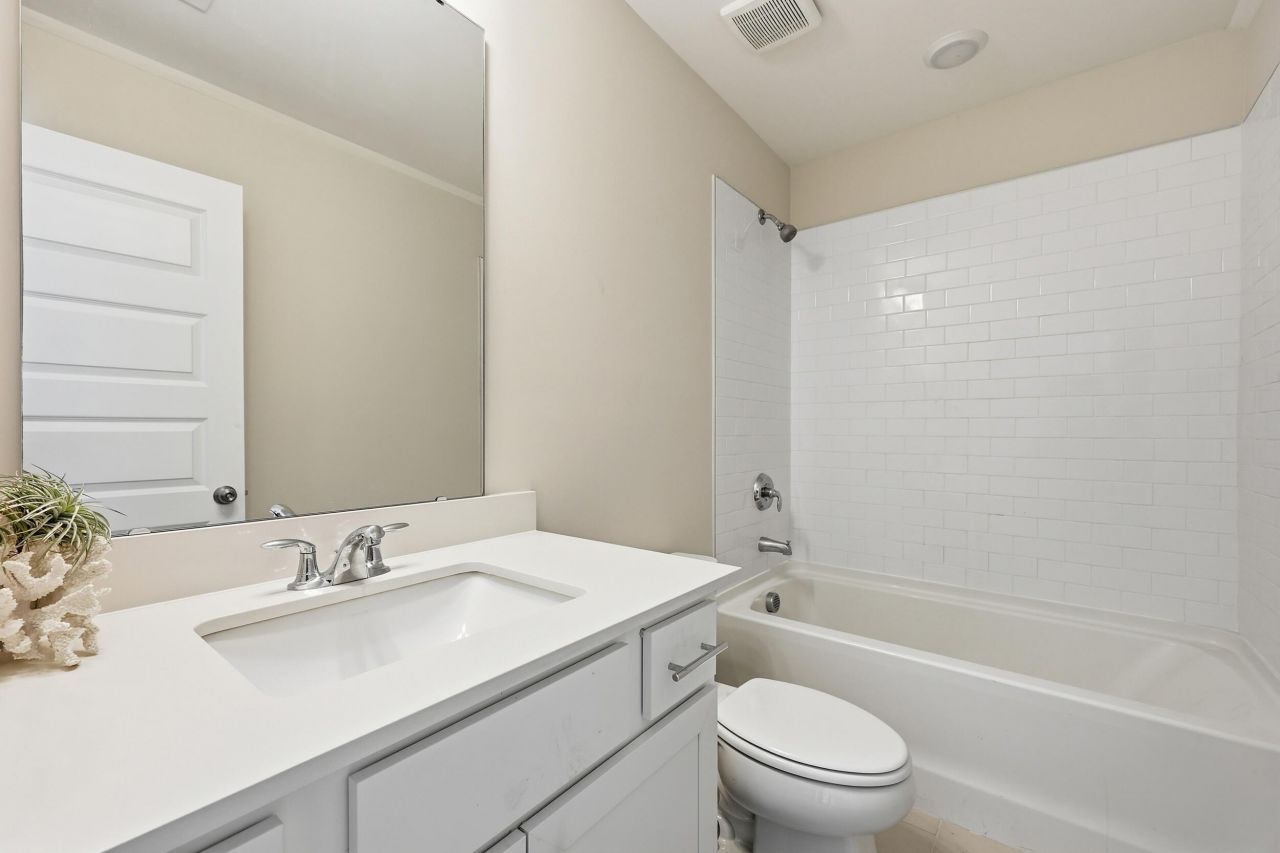 1110 Studdingsail Lane Photo 29