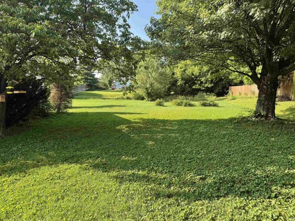 614 W Dixie Street, Bloomington, IN 47403