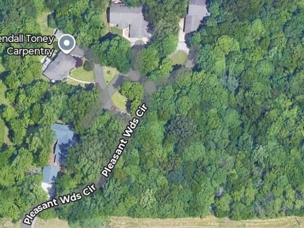 1875 Pleasant Woods Circle, Carbondale, IL 62902