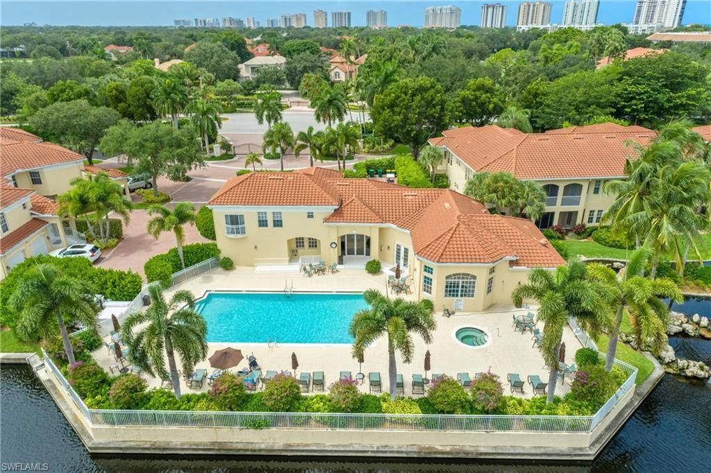 1000 L Ambiance Cir, Unit 201, Naples, FL 34108 Photo