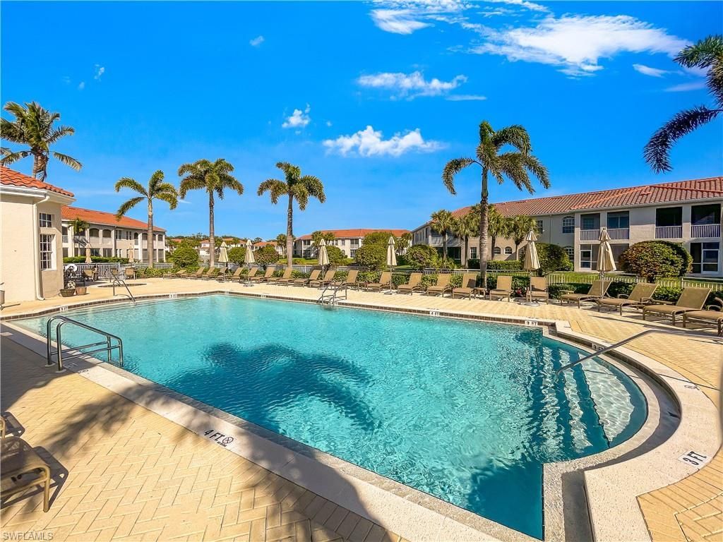 1000 L Ambiance Cir, Unit 201, Naples, FL 34108 Photo
