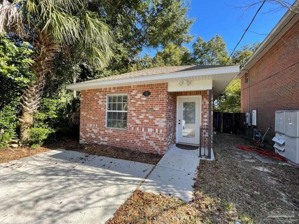 1116 N 7th Ave, Pensacola, FL 32503