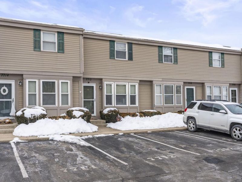 7712 Barkwood Drive, Unit 3B, Worthington, OH 43085 Photo 3