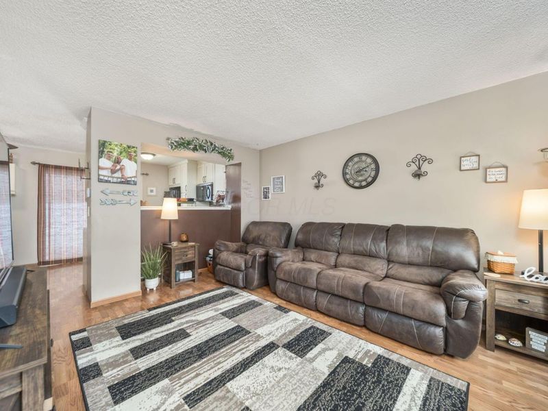 7712 Barkwood Drive, Unit 3B, Worthington, OH 43085 Photo 4