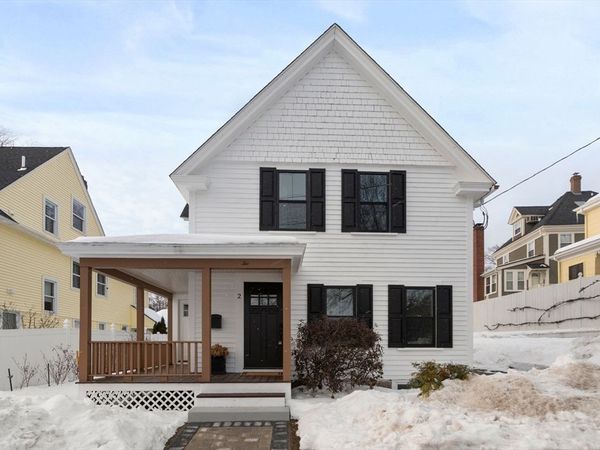 2 Northrop St, Hopedale, MA 01747