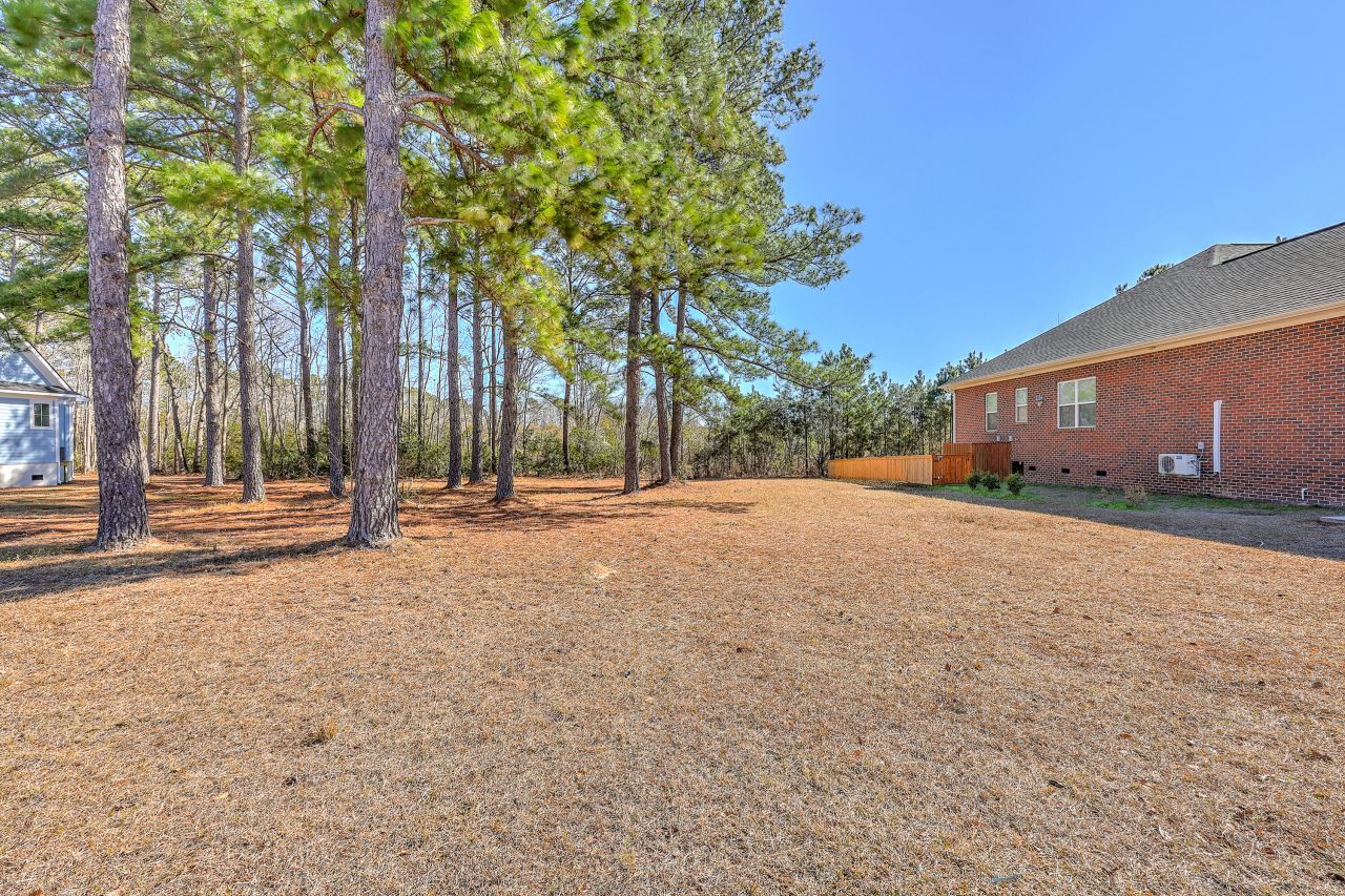 1502 Eagle Landing Boulevard Photo 4