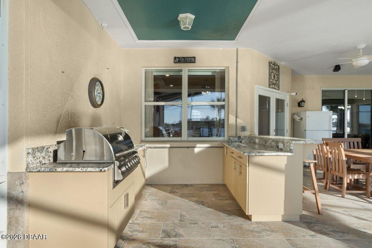 2660 Sunset Drive, New Smyrna Beach, FL 32169 Photo