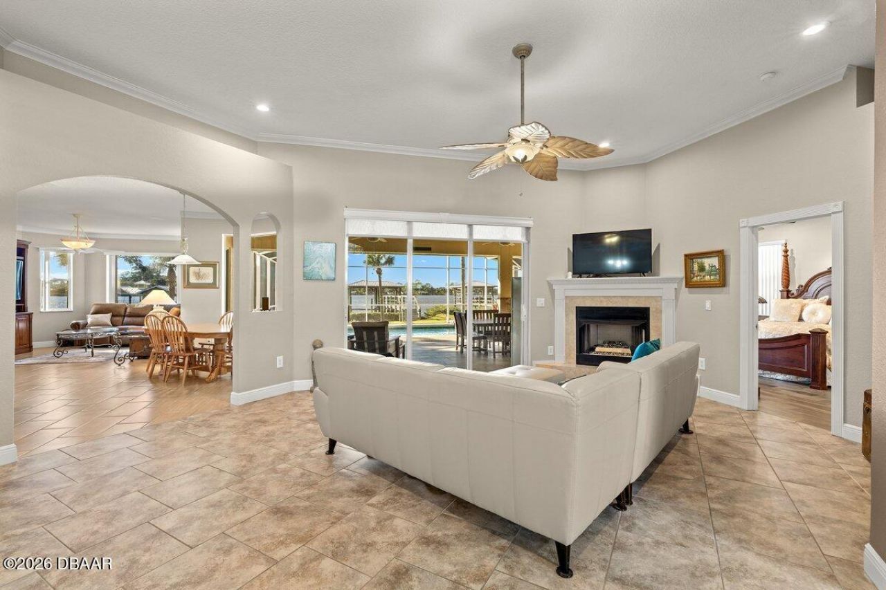 2660 Sunset Drive, New Smyrna Beach, FL 32169 Photo