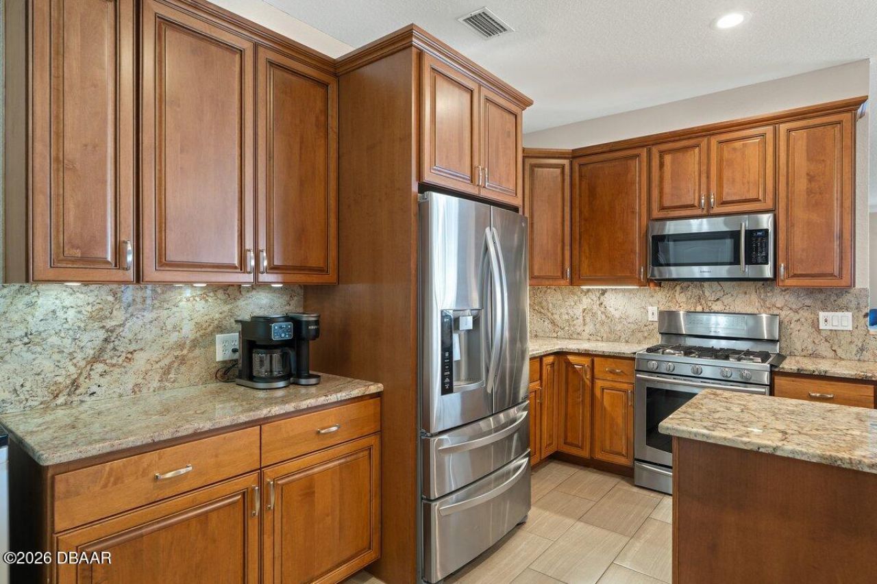 2660 Sunset Drive, New Smyrna Beach, FL 32169 Photo