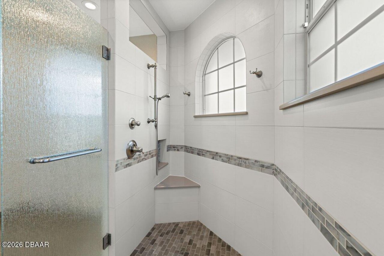 2660 Sunset Drive, New Smyrna Beach, FL 32169 Photo