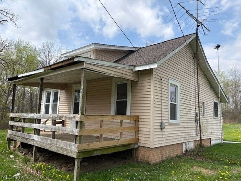 14065 Burden Road NE, Alliance, OH 44601 Photo 2