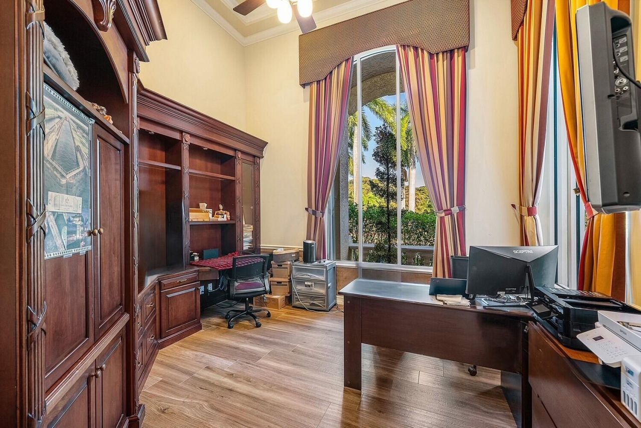 1811 Breakers West Court, West Palm Beach, FL 33411 Photo