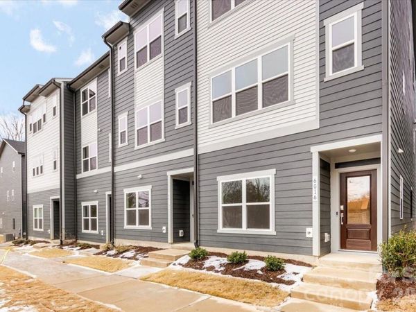 6016 Pivot Court, Charlotte, NC 28205