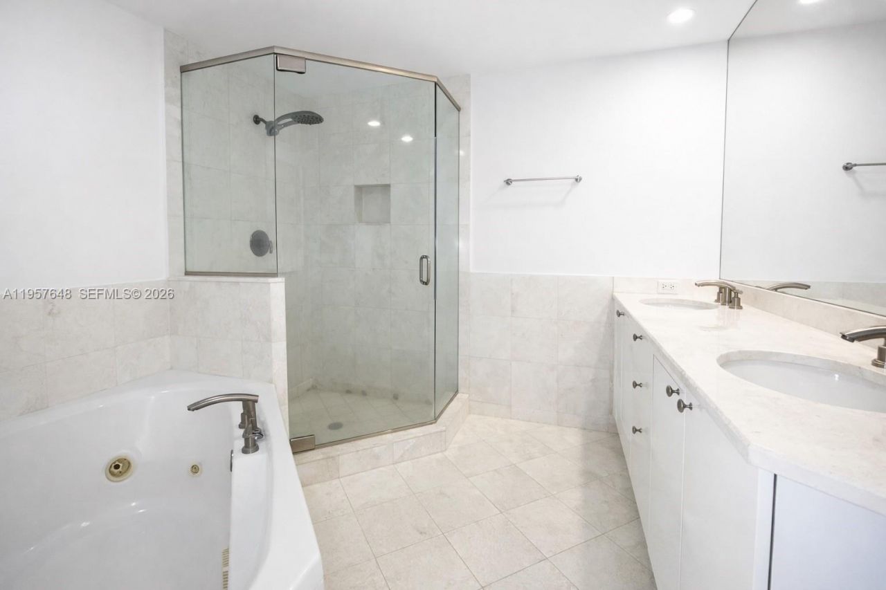 901 Brickell Key Blvd, Unit 1603, Miami, FL 33131 Photo