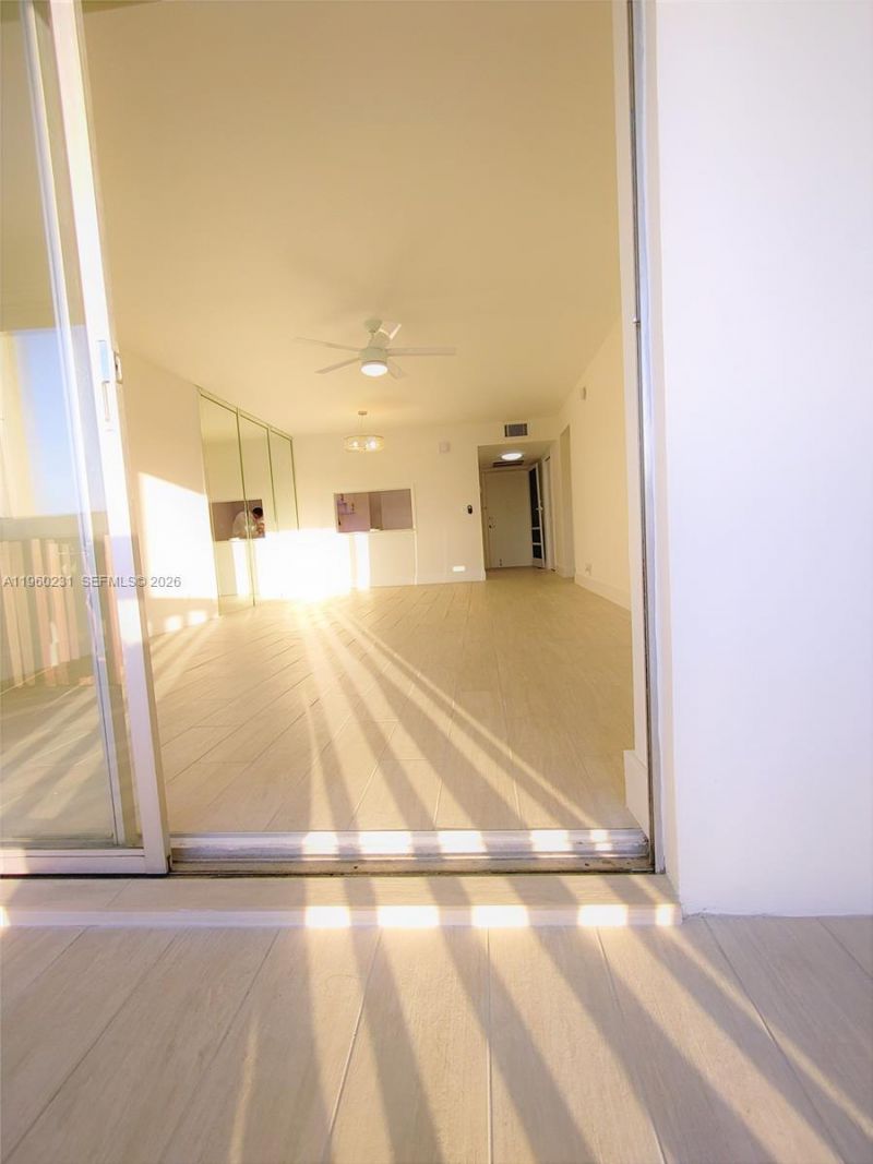 215 SE 3rd Ave , Unit 307C, Hallandale Beach, FL 33009 Photo